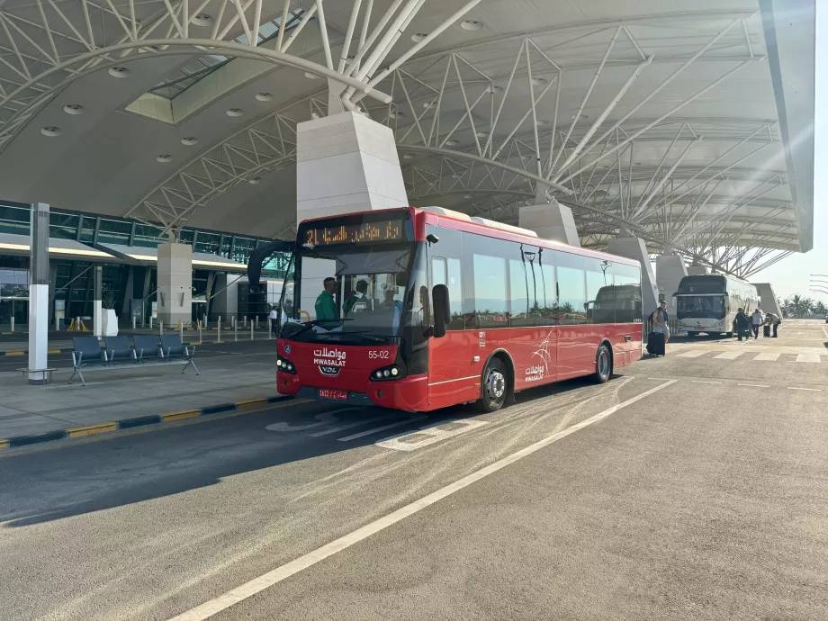 Autobus Mwasalat linea 21