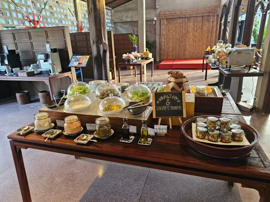 Colazione - angolo sano e insalate