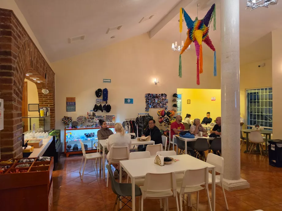 Reception e sala da pranzo prima della partenza