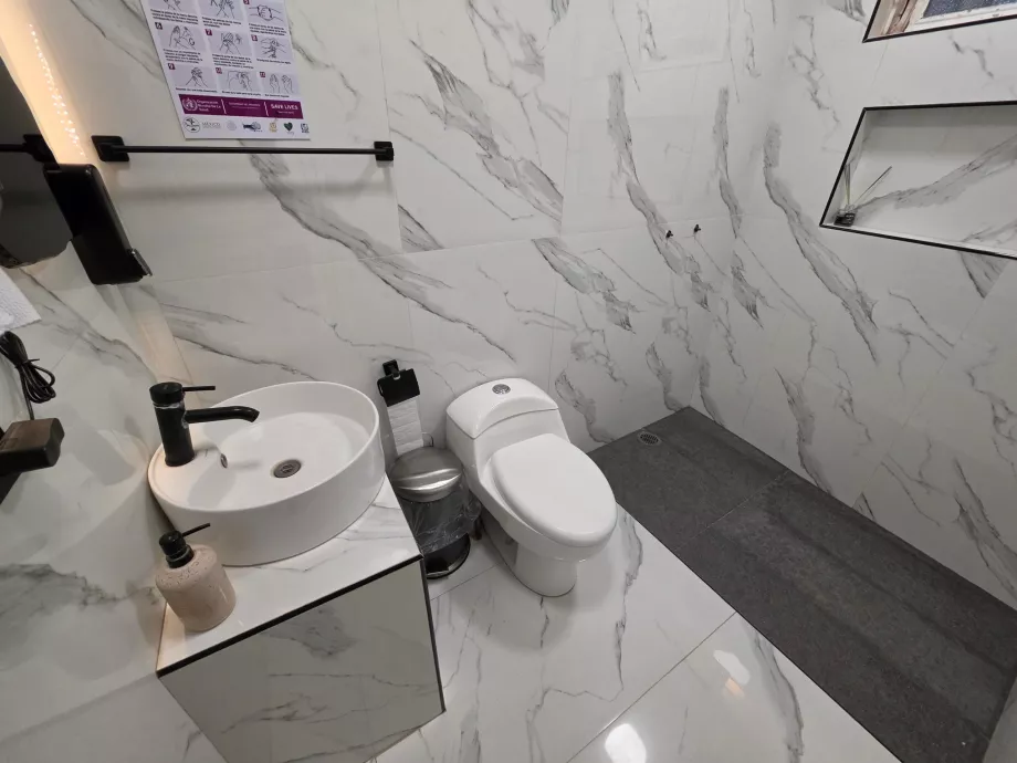 Toilette alla reception