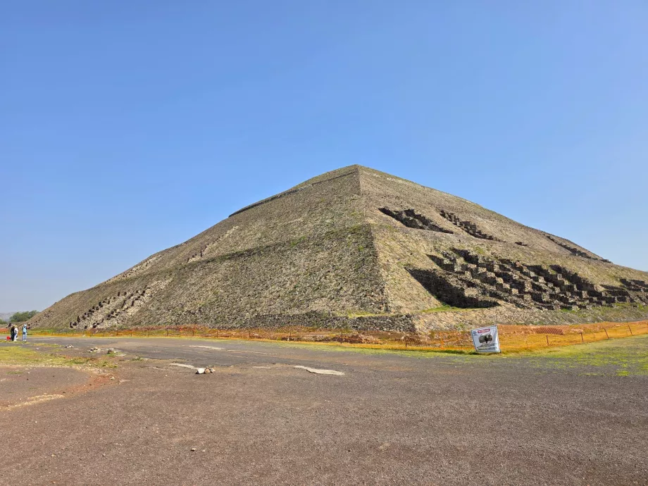 Piramide del Sole