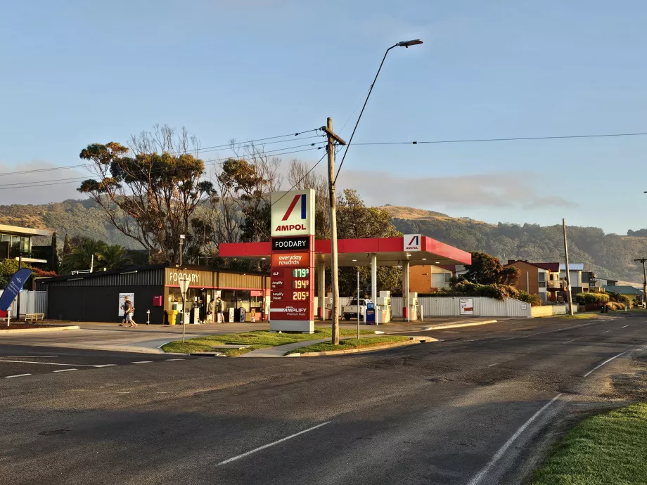 Stazione di servizio a Apollo Bay
