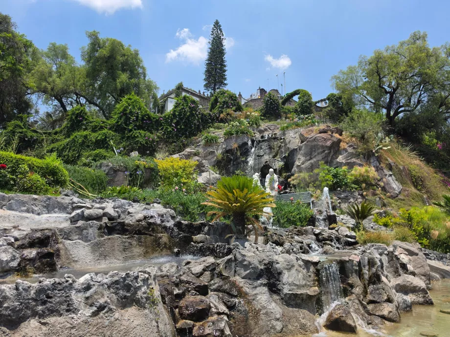 Vista dal basso sul Cerro Tepeyac