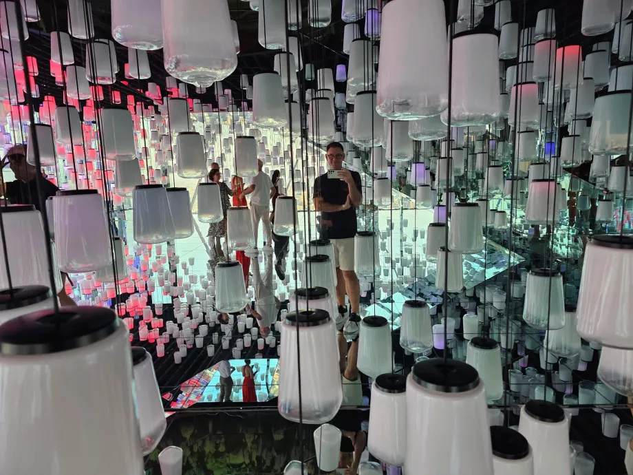 Akara Sky Hanuman - Lanterna virtuale del cielo