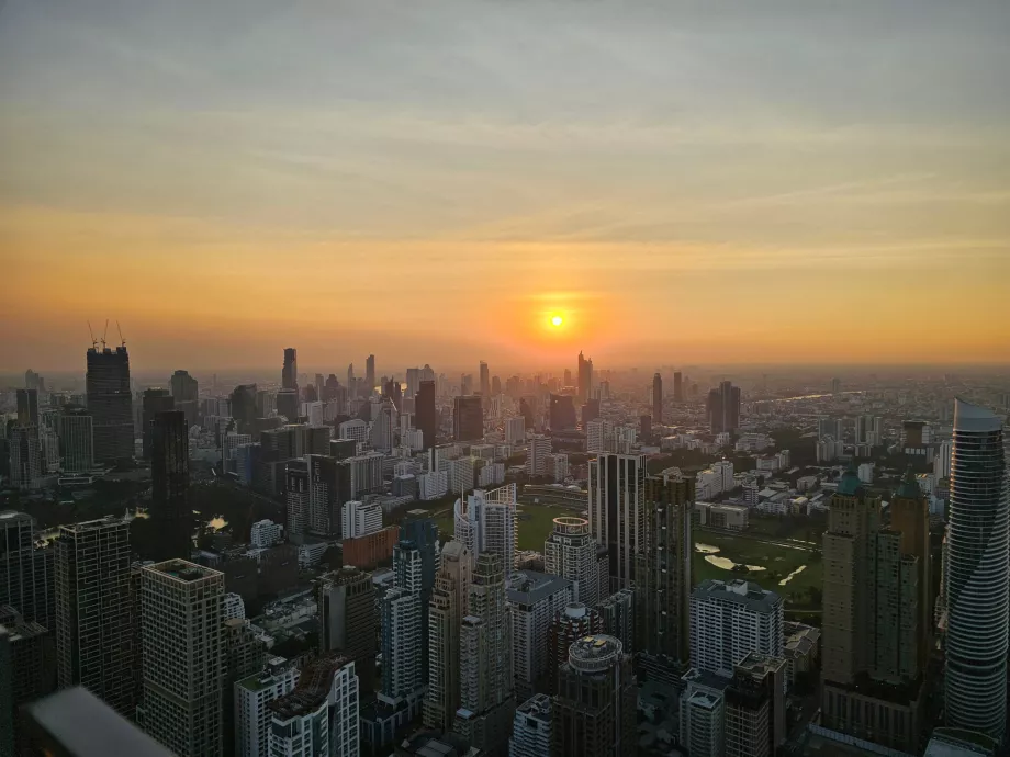 Tramonto da Akara Sky Hanuman