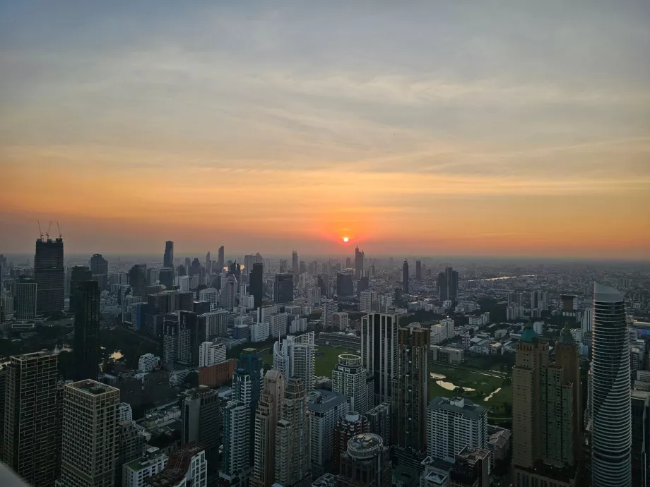 Tramonto da Akara Sky Hanuman