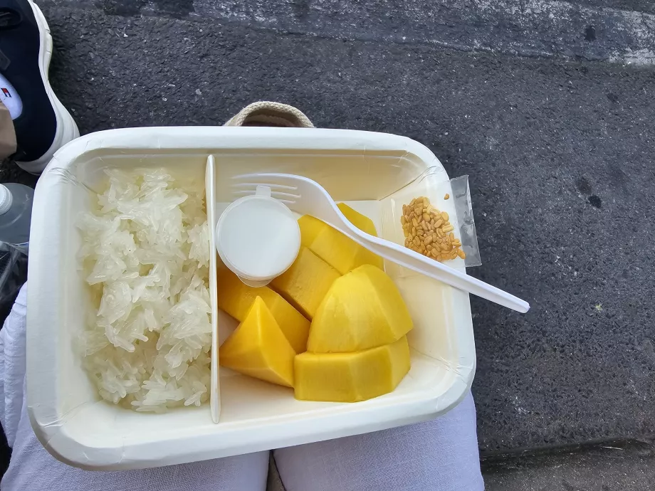 K. Panich sticky rice - riso appiccicoso al mango