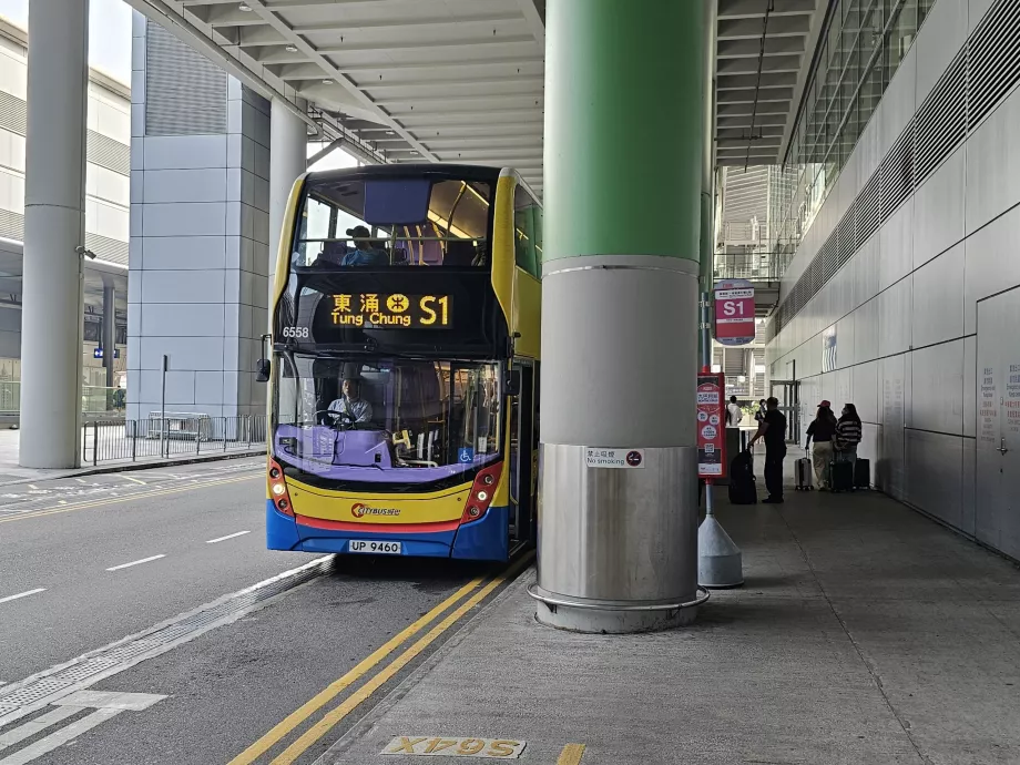 Fermata dell'autobus S1 in aeroporto