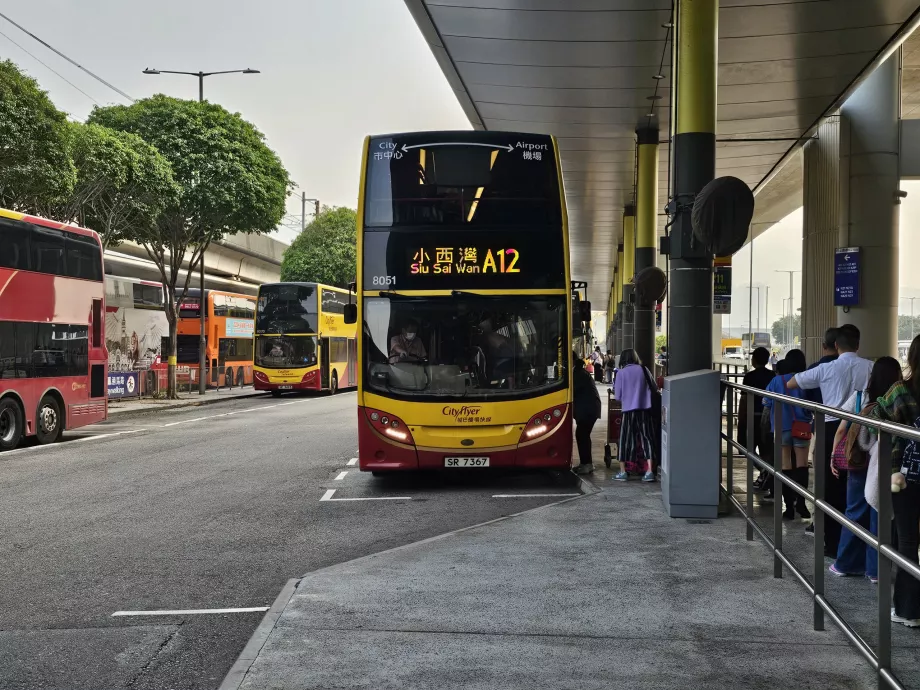 Autobus A12 in aeroporto