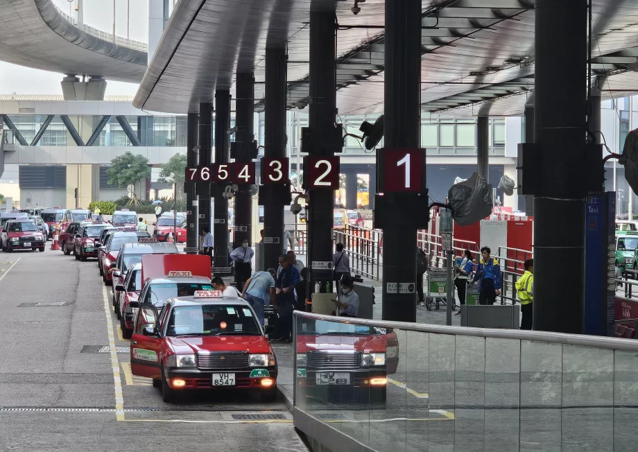 Taxi all'aeroporto di Hong Kong