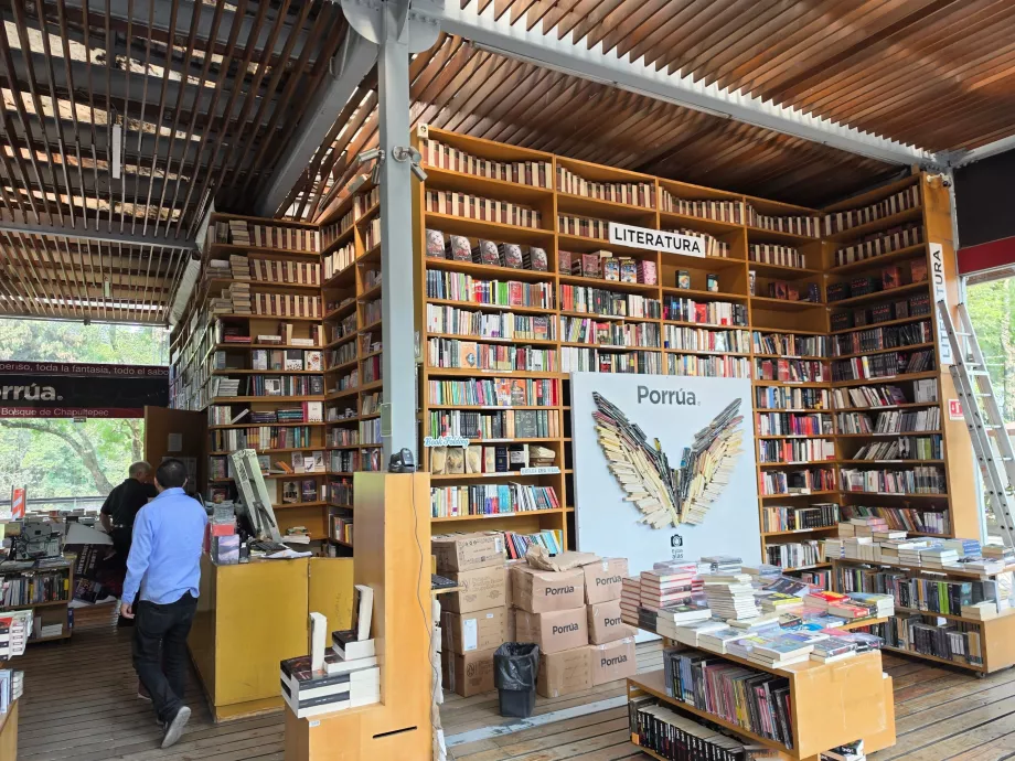 Biblioteca di Porrúa