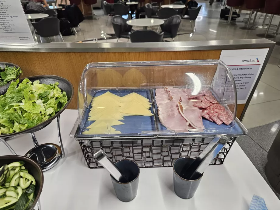 Prosciutti e formaggi