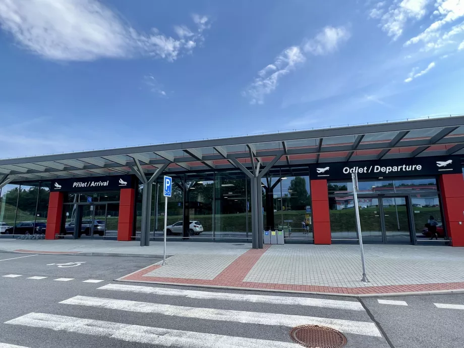 Partenze e arrivi all'aeroporto di České Budějovice