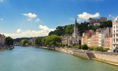 Lione