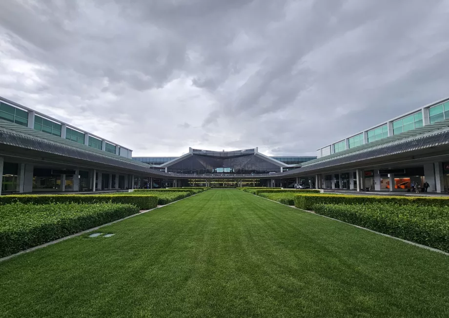 Terminal dell'aeroporto di Canberra