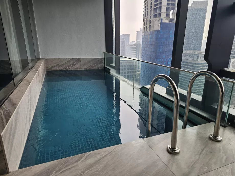 Piscina sul balcone