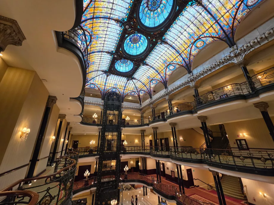La hall principale dell’hotel