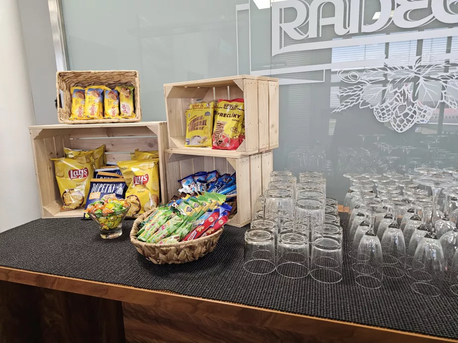 Dolci, patatine e snack salati