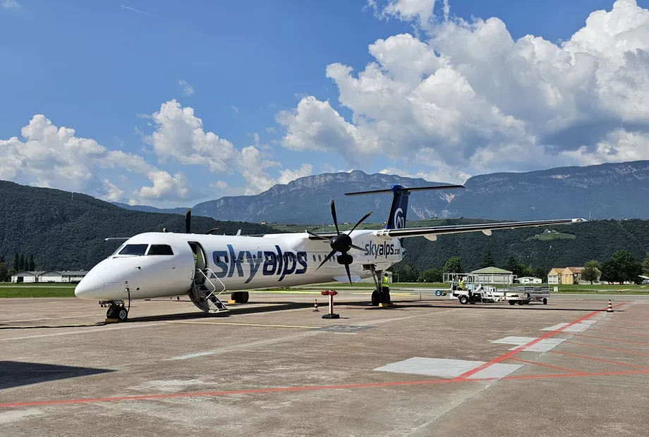 SkyAlps all'aeroporto di Bolzano