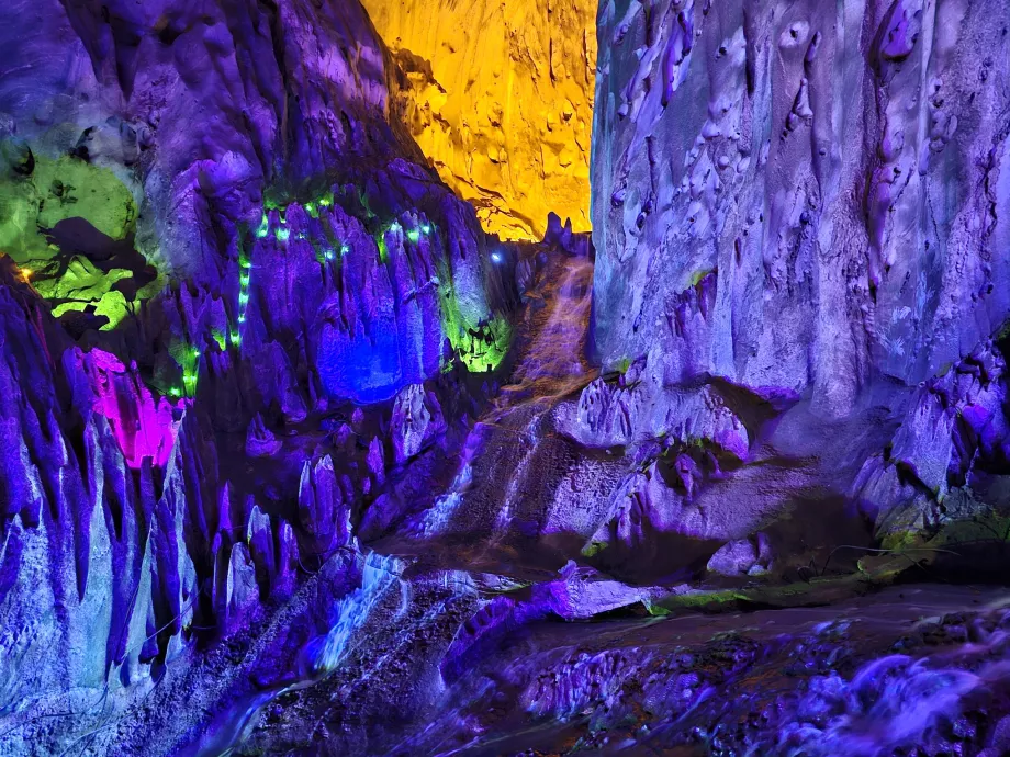 Grotta del Ramayana