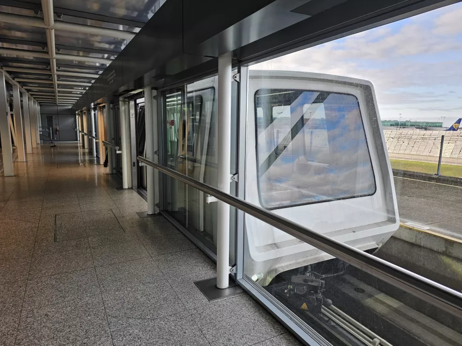 Treno automatico, aeroporto di Stansted