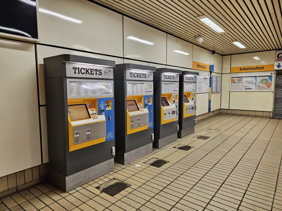 Biglietterie automatiche nelle stazioni della metropolitana