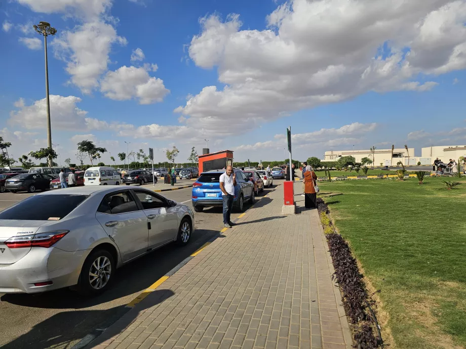 Parcheggio auto con l'app mobile Uber