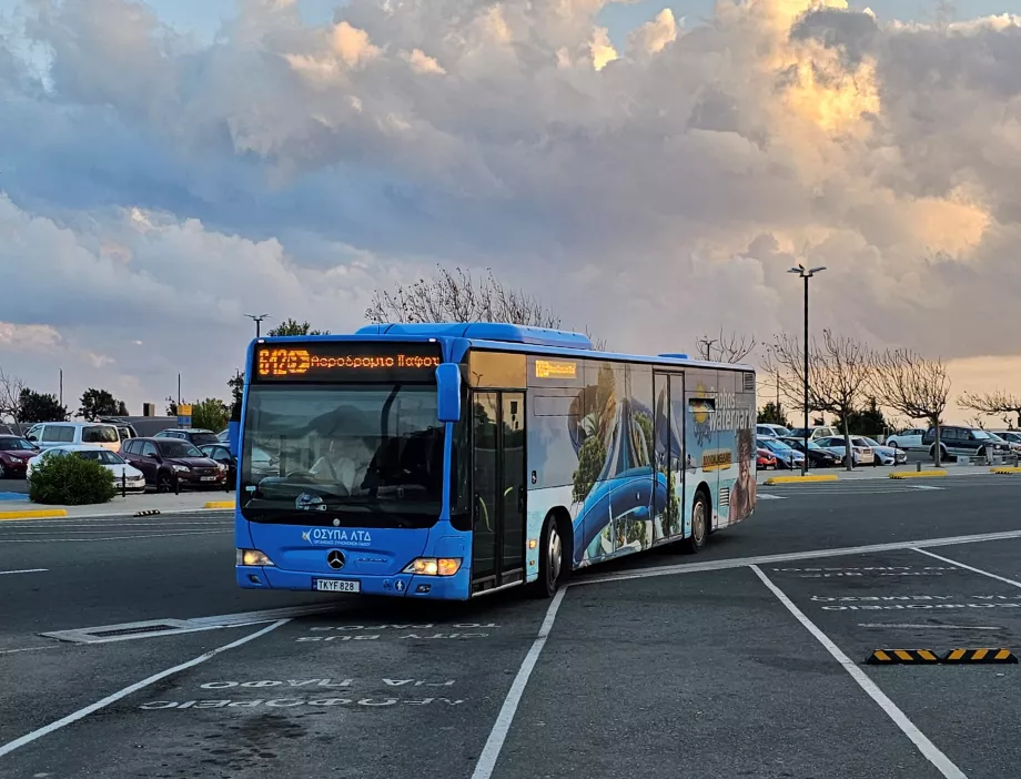 Autobus per il centro di Paphos