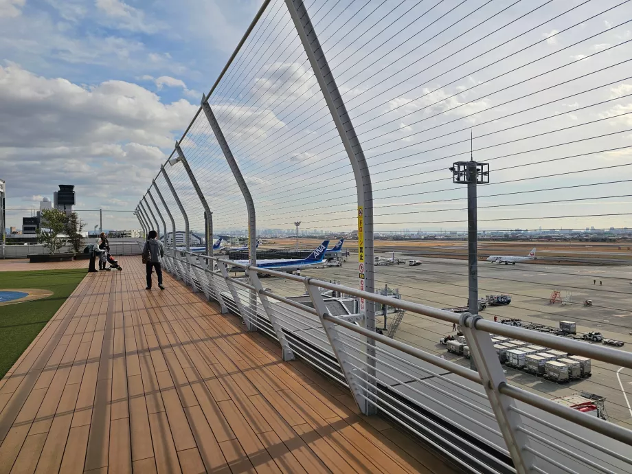 Terrazza panoramica sull'area aeroportuale