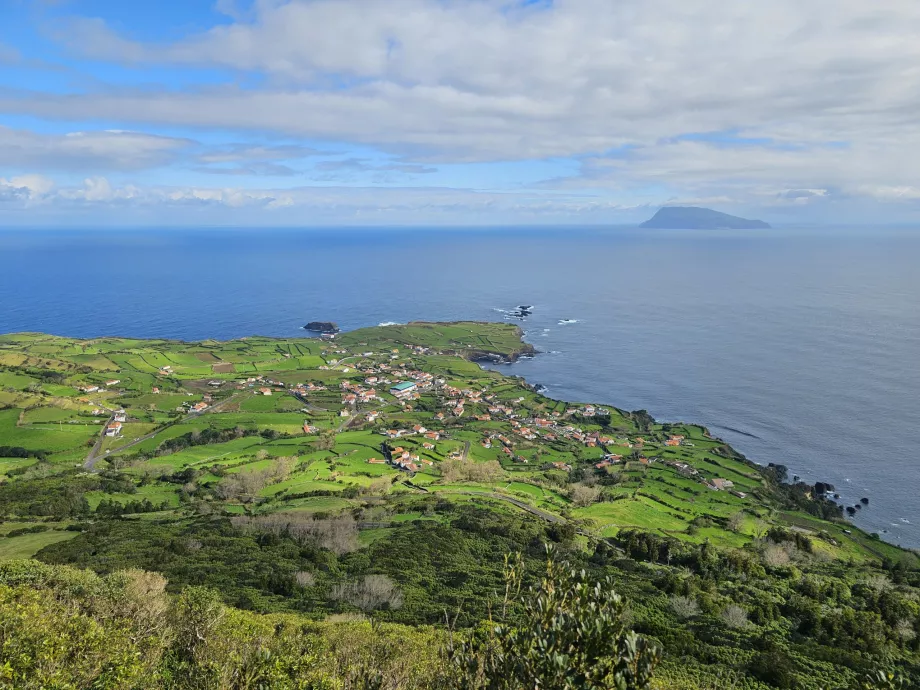 Vista del villaggio di Ponta Delgada