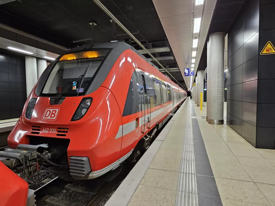 Treno RB23