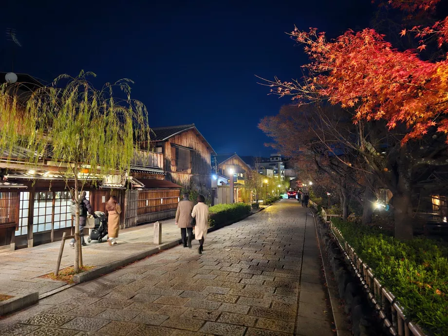 Gion, Canale Shirakawa