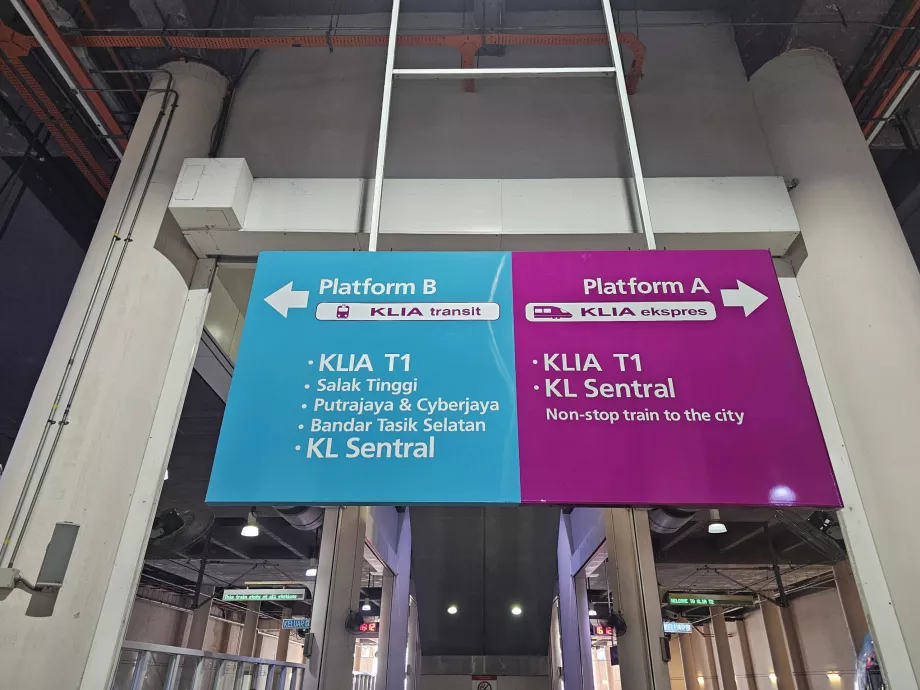 Piattaforme KLIA Transit e KLIA Ekspres
