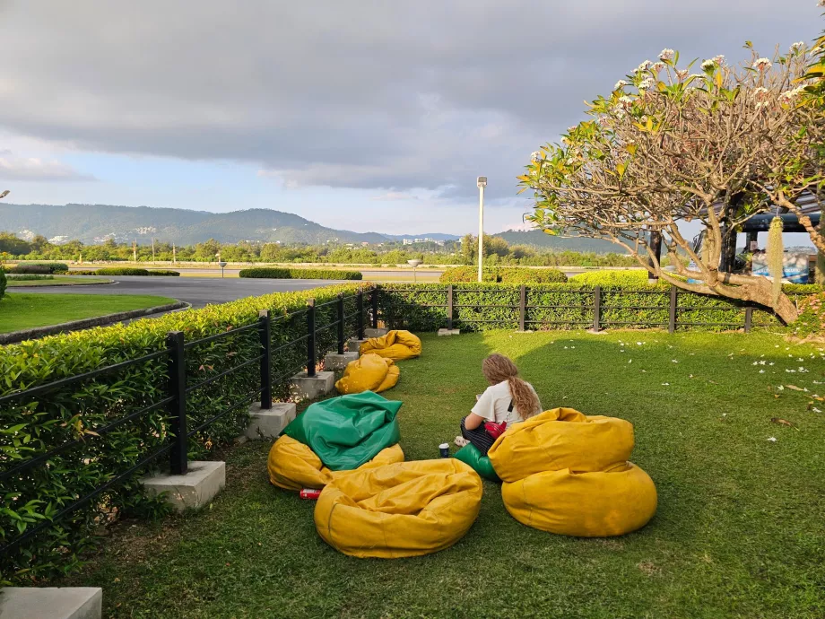 Area di sosta, area di transito, parte internazionale