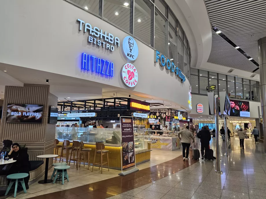Area ristorazione, sezione transiti, Terminal 2