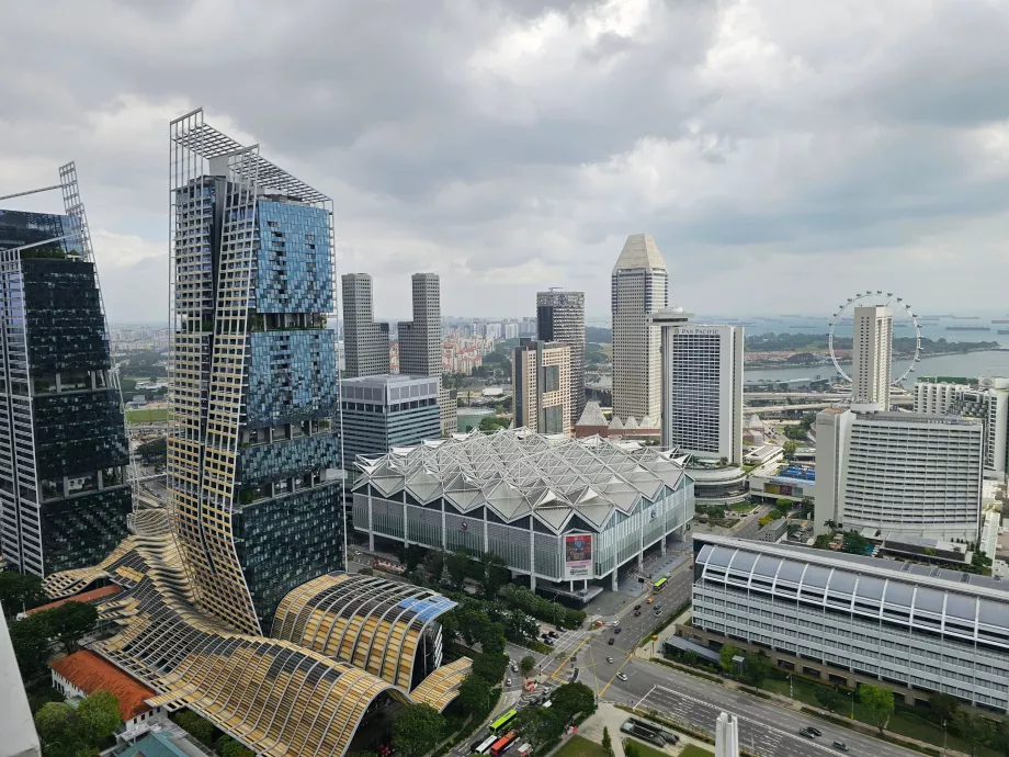 Vista dal balcone verso l'altro lato