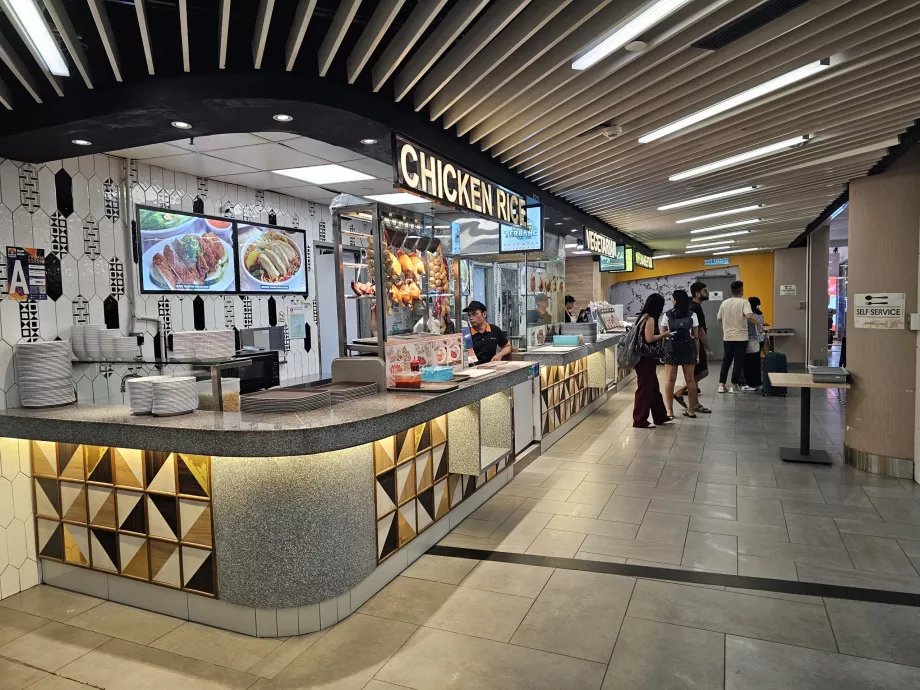 Food Court, Terminal 2, area pubblica