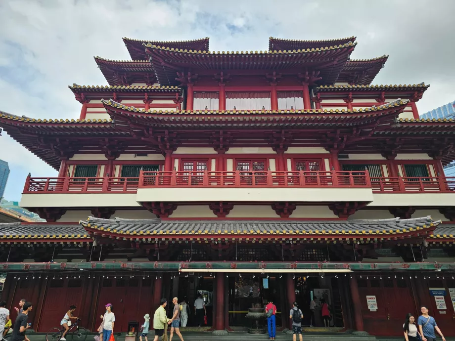 Chinatown, Tempio della Reliquia del Dente di Buddha