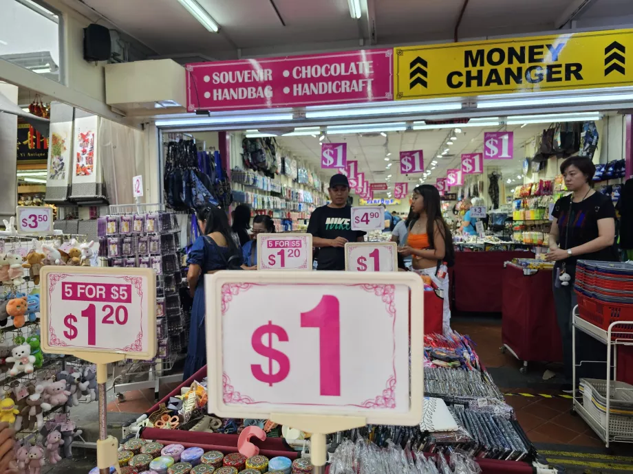 Chinatown, negozi di souvenir