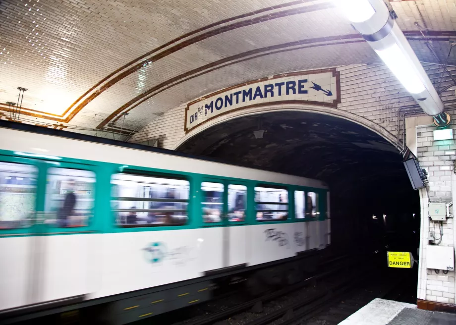 Metro di Parigi