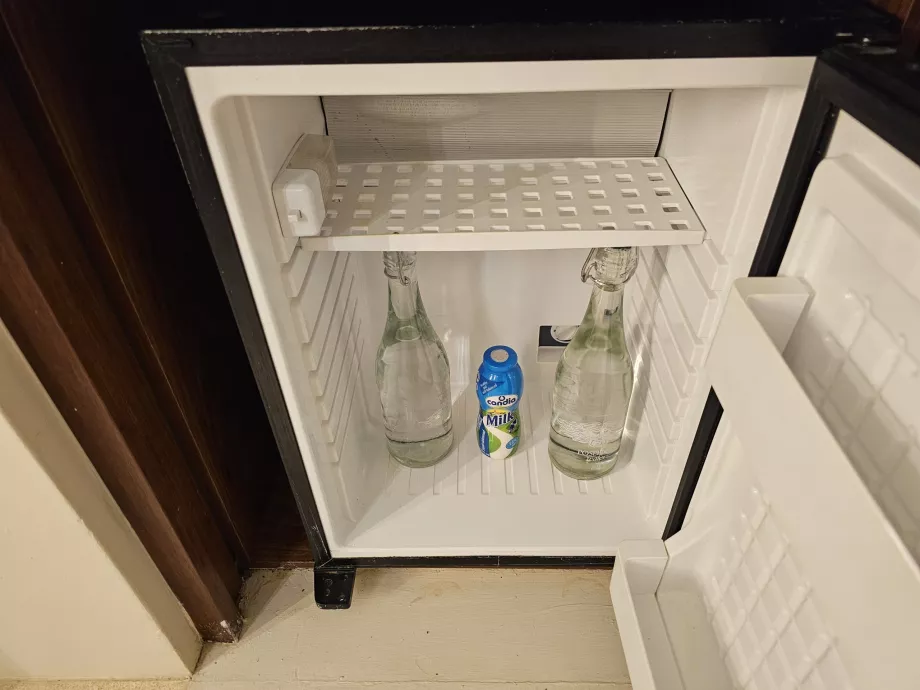 Attrezzatura del minibar