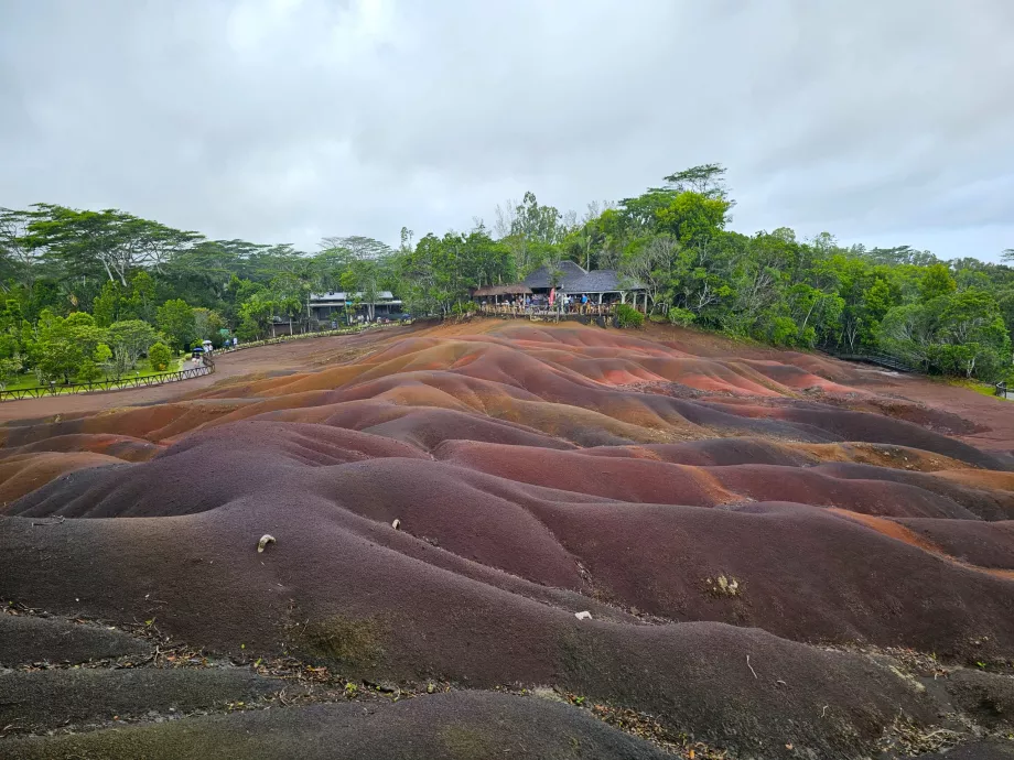 Terra colorata del Nord, Chamarel