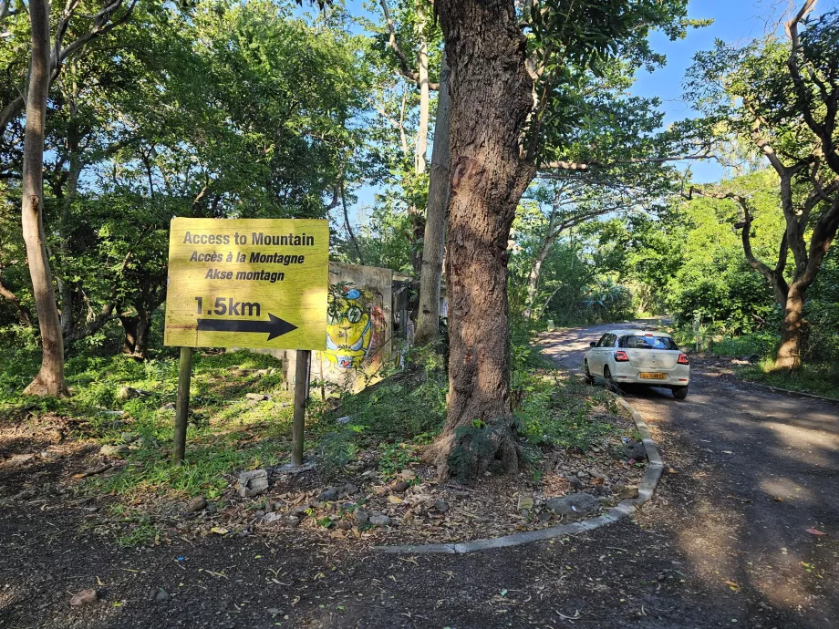 Le Morne, strada di accesso per le auto