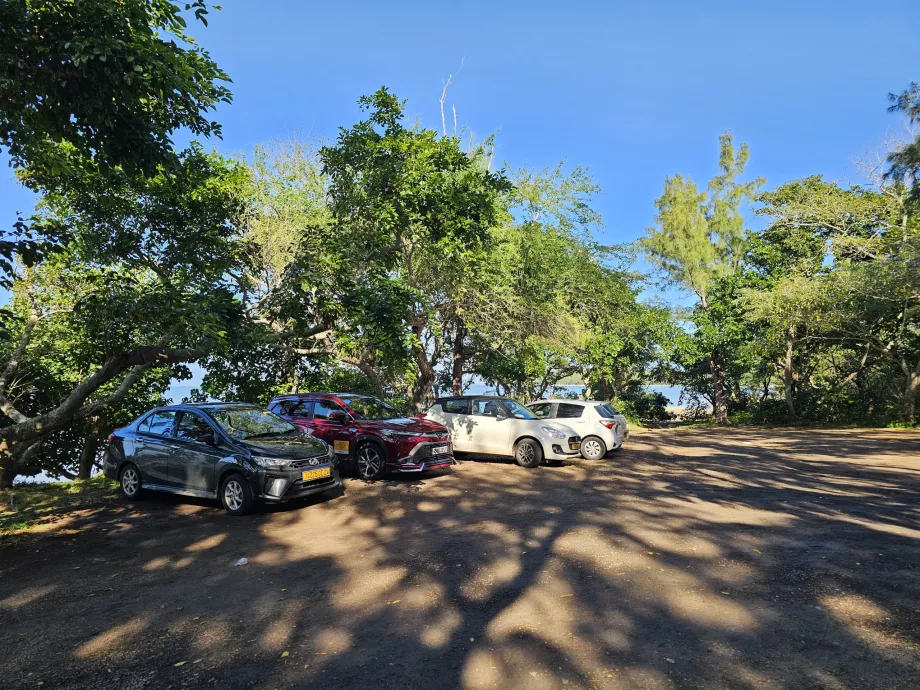 Parcheggio sotto Le Morne