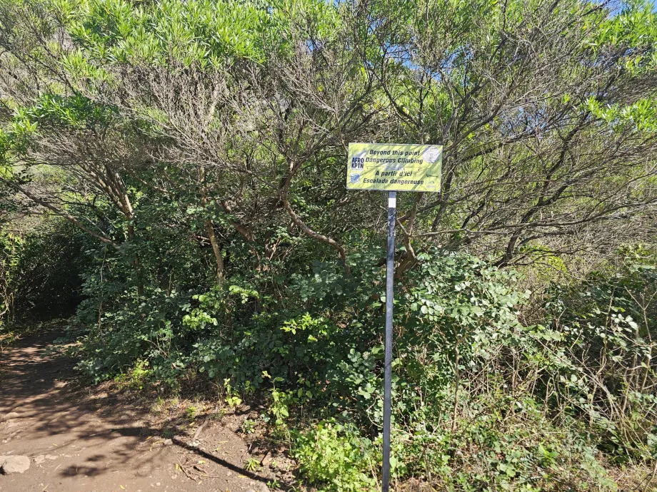 Avviso di tratti di arrampicata pericolosi