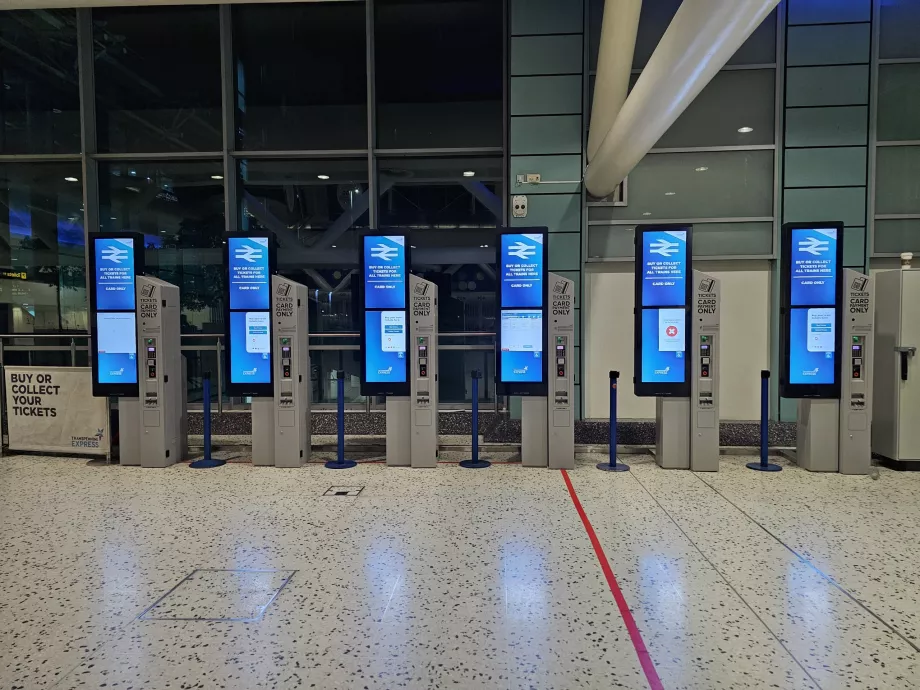 Macchinette per i biglietti del treno