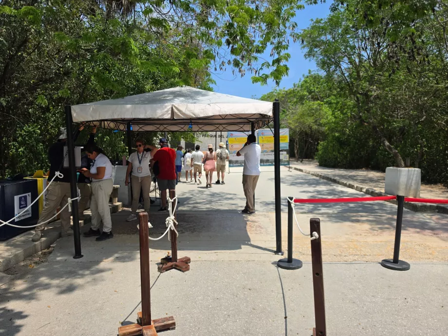 Sito archeologico di Tulum, controllo di sicurezza