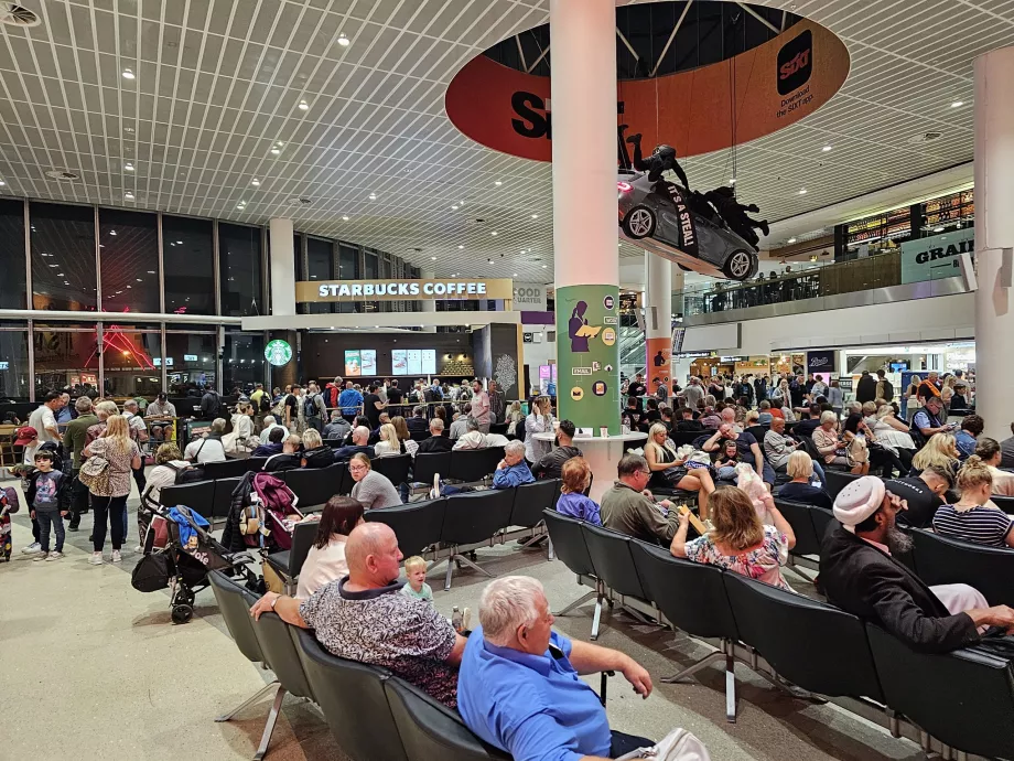 Area d'attesa centrale del Terminal 1
