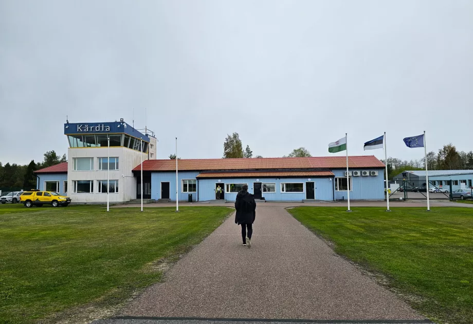 arrivo dall'aeroporto di Kärdla