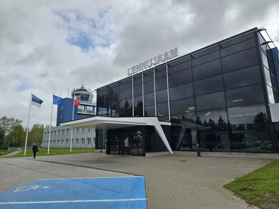 arrivo dall'aeroporto di Tartu